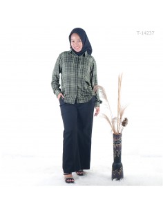 Kemeja Kotak Cewek Warna Hijau RED UP M\XXL